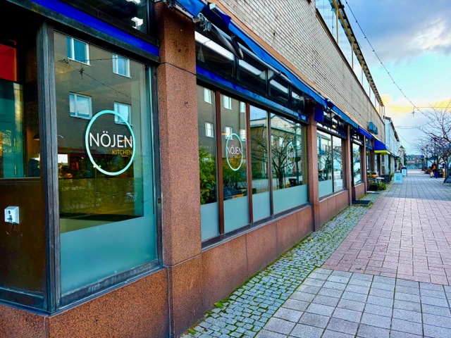 Vuorikadulle uusi ravintola: Maailman ympäri syömällä hampurilaisia!