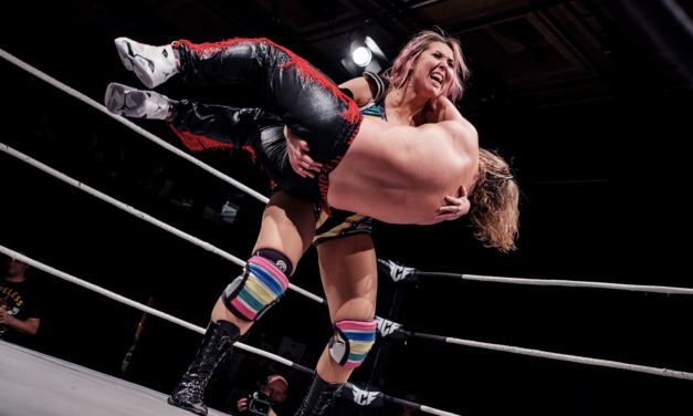 Hangö Teaterträff repäisee ja haastaa teatterin rajoja – mukana jopa showpaini-esitys!