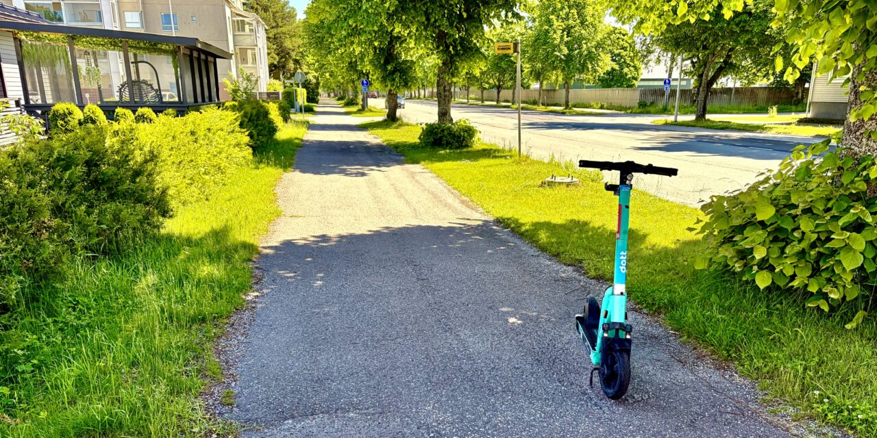 Sähköpotkulaudat ovat nyt osa Hangon katukuvaa