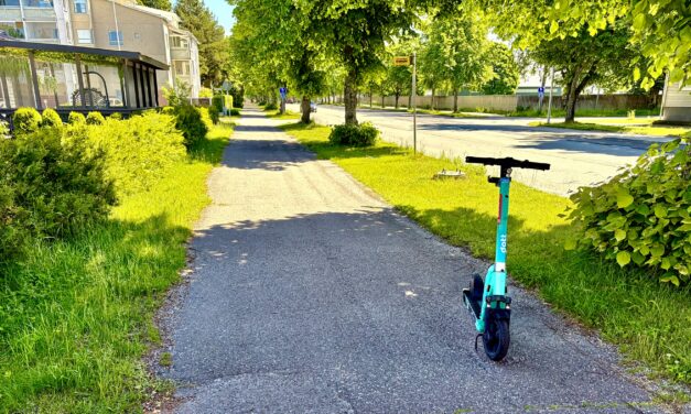 Sähköpotkulaudat ovat nyt osa Hangon katukuvaa